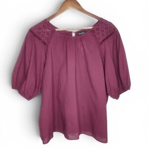 Enfocus Studio Eyelet Shoulder Puff Sleeve Top in Plum Size L
